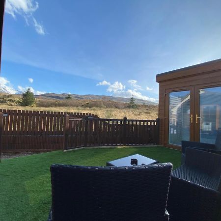 Highland Stays - Ben View Studio Pod & Jacuzzi Bath 威廉堡 外观 照片